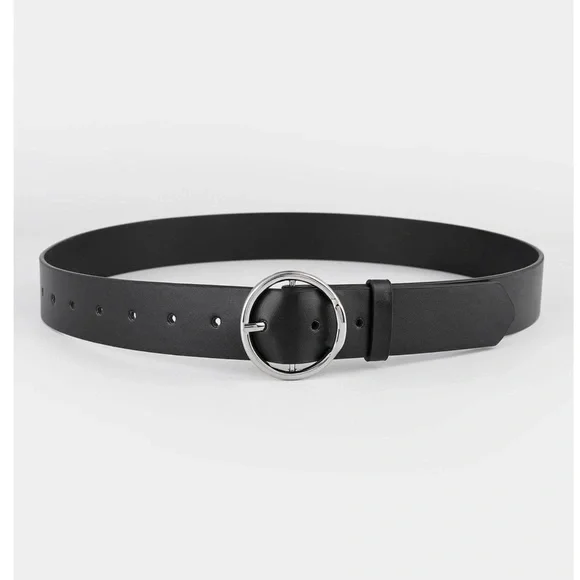Luxe Vegan leather Circle Buckle Belt - Picture 6 of 12